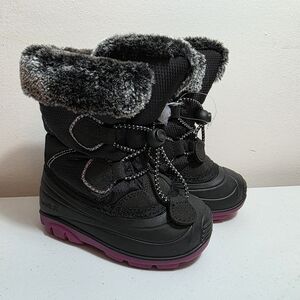Kamik New Winter Girls Boots "6" Size Toddler, Warm & Cozy Snow Black Boots